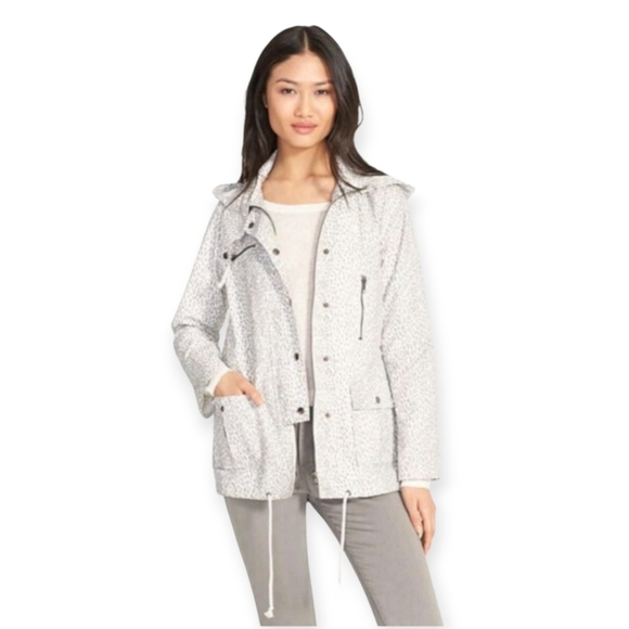 Joie Jackets & Blazers - Joie Barker Anorak Gray White Snow Leopard Print Lightweight Jacket Size Large